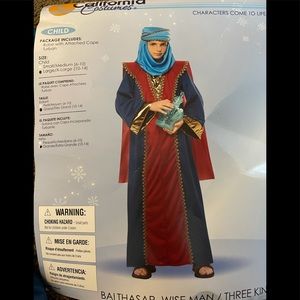 Child wise man costume. Smoke free home